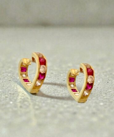 Χρυσά κρικάκια σε σχήμα καρδιάς με πέτρες ζιργκόν , κ14