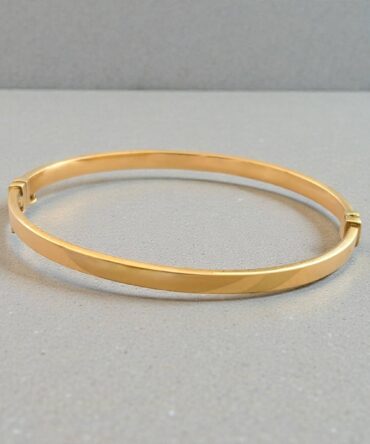 Χρυσή γυναικεία χειροπέδα σταθερή ανοιγόμενη ,κ14