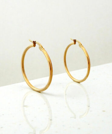 Χρυσοί κρίκοι κλασικοί στρογγυλοί με λουστράτη επιφάνεια , κ14