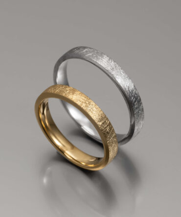 Χρυσές βέρες γάμου με σαγρέ επιφάνεια , κ14