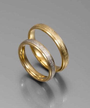 Δίχρωμες ή χρυσές βέρες γάμου με ματ διαμαντάρισμα ,κ14