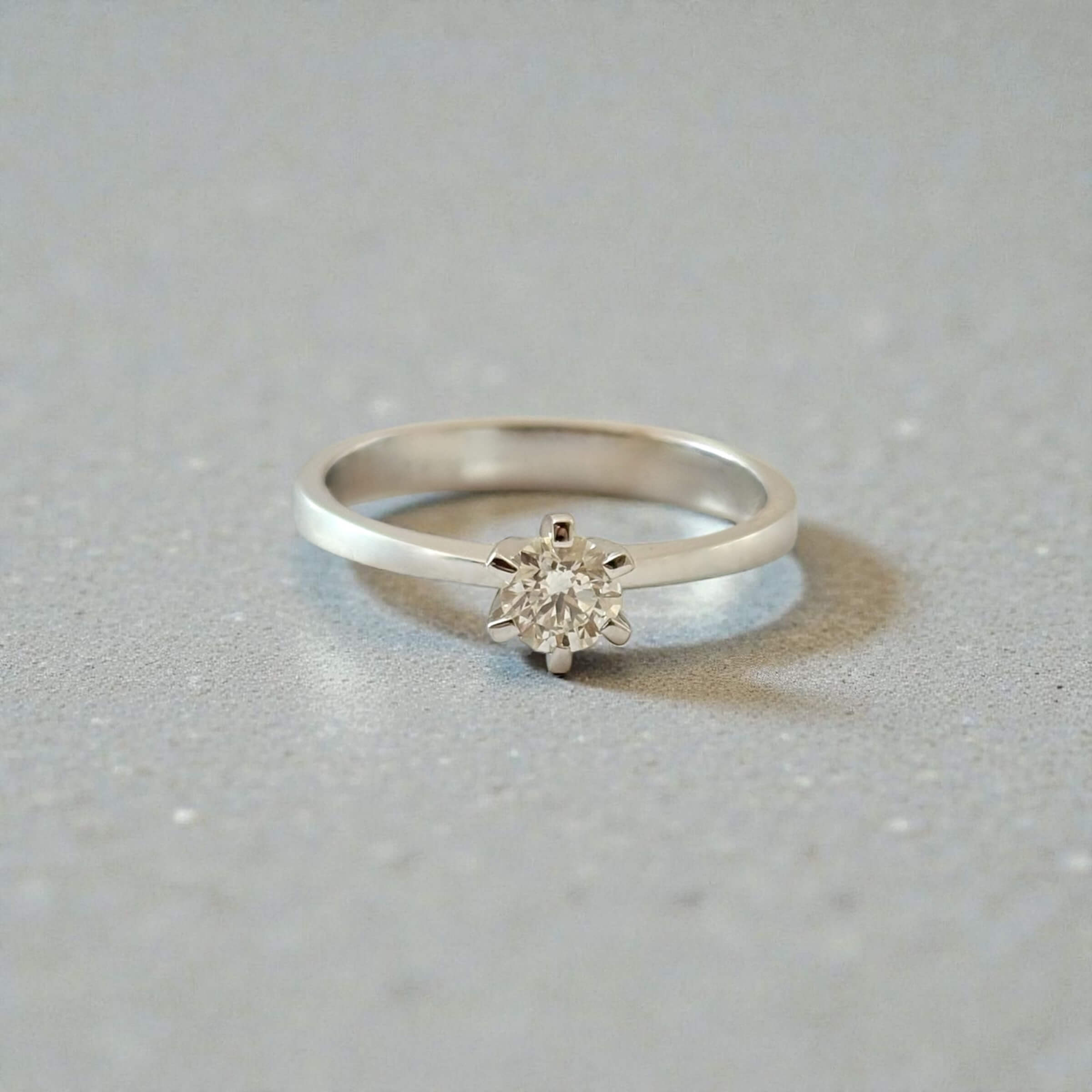 Λευκόχρυσο μονόπετρο δαχτυλίδι με μπριγιάν 0,30ct , κ18 - Image 2