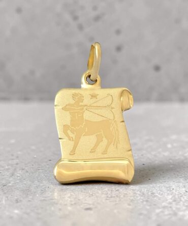 Χρυσό ζώδιο 'Τοξότης' σε σχήμα πάπυρου για μενταγιόν , κ14