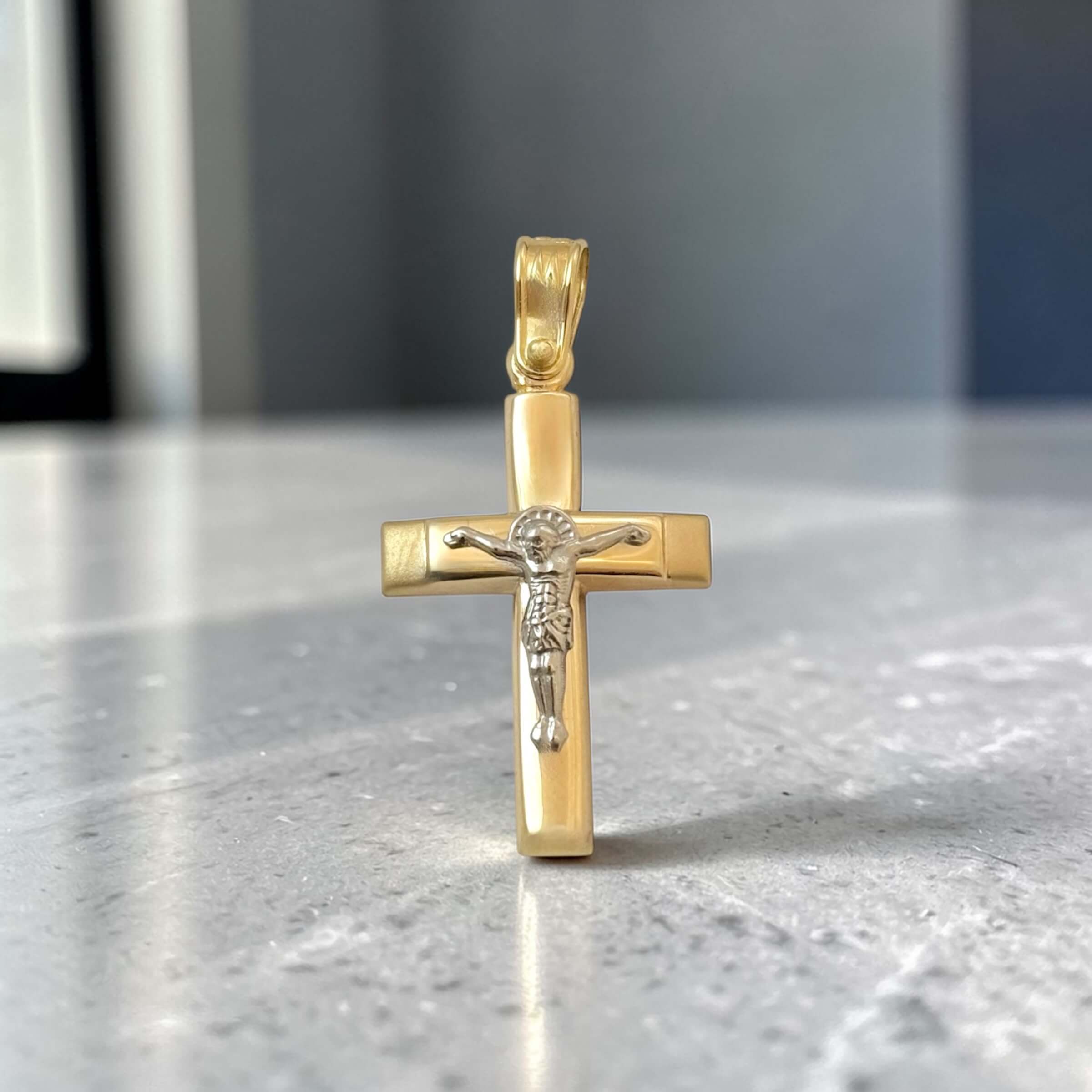 Δίχρωμος σταυρός βάπτισης για αγόρι με τον εσταυρωμένο διπλής όψης , κ14