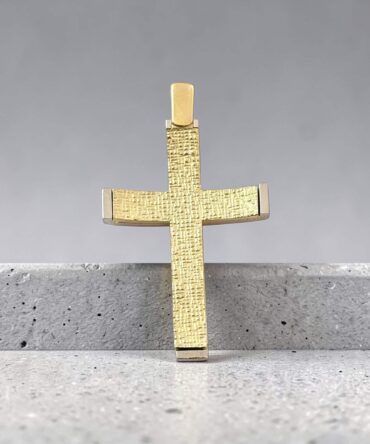 Δίχρωμος σταυρός βάπτισης για αγόρι με σκαλιστή επιφάνεια διπλής όψης , κ9