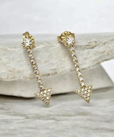 Χρυσά σκουλαρίκια κρεμαστά στο αυτί σε σχήμα βέλους με πέτρες ζιργκόν , κ9