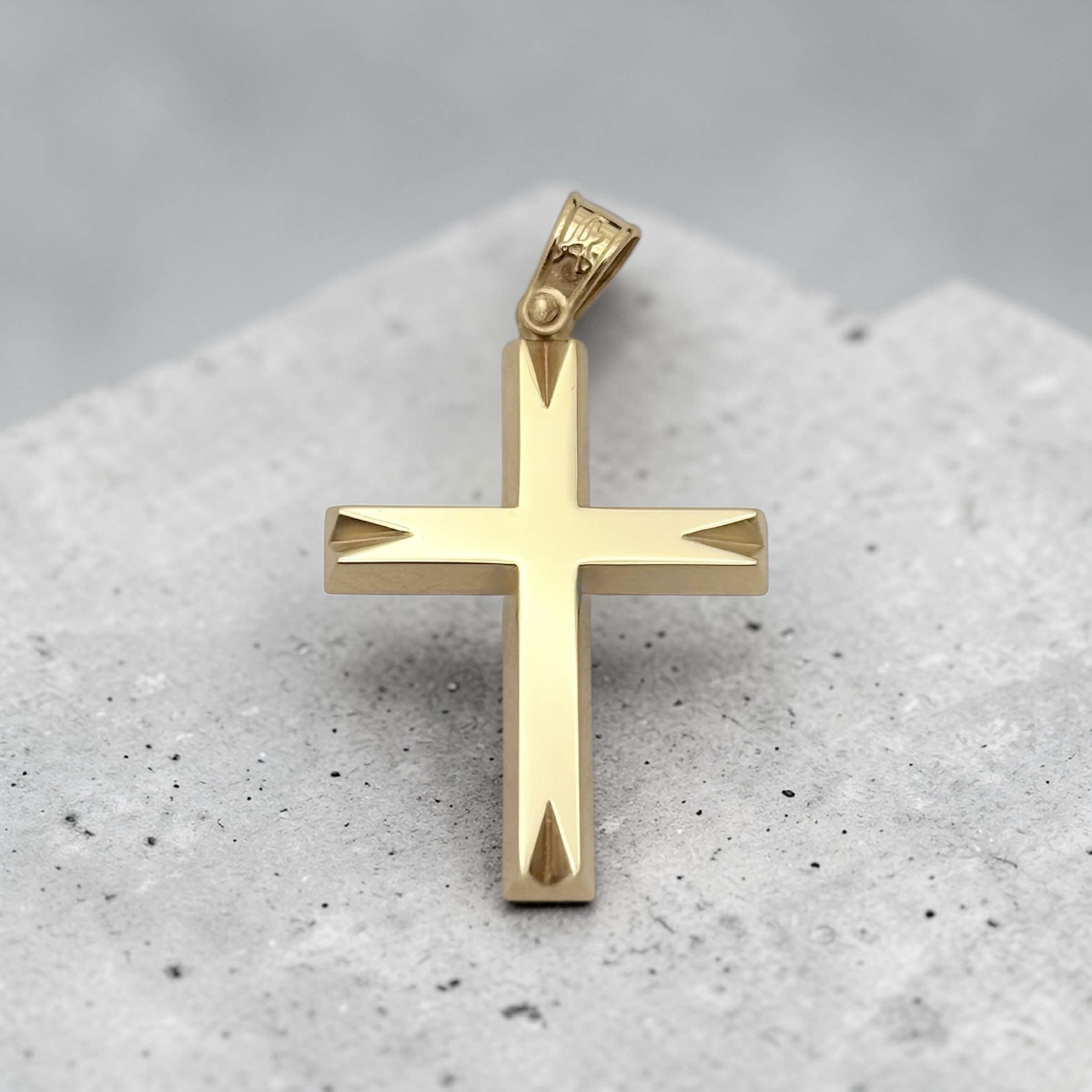 Χρυσός σταυρός βάπτισης για αγόρι με λουστράτη επιφάνεια , κ9