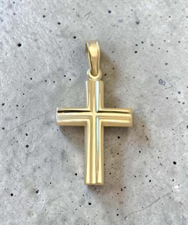Χρυσός σταυρός βάπτισης για αγόρι με λουστράτη επιφάνεια ,κ9