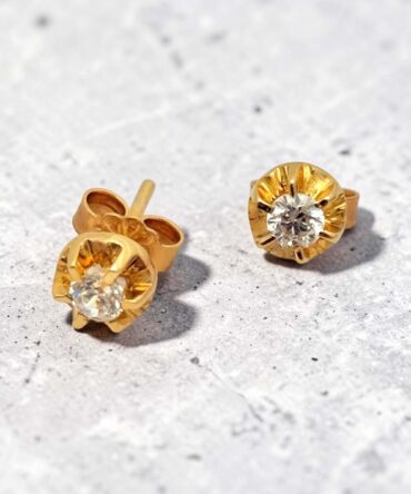 Χρυσά σκουλαρίκια γυναικεία καρφωτά στο αυτί στυλ μονοπετράκι με πέτρες ζιργκόν , κ14