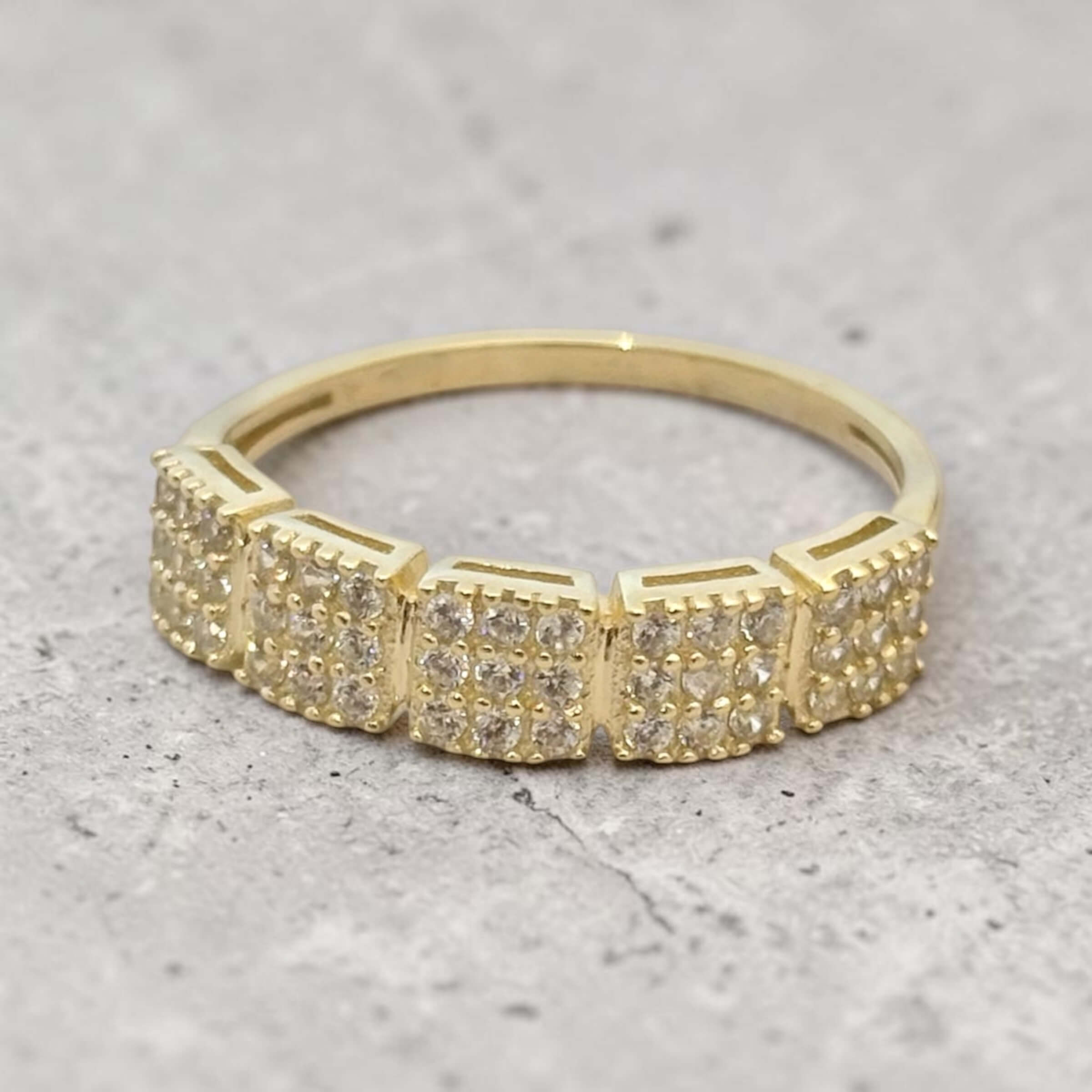 Χρυσό δαχτυλίδι γυναικείο τύπου σειρέ με πέτρες ζιργκόν , κ9