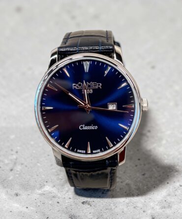 Ανδρικό ρολόι Roamer με μπλε δερμάτινο λουράκι και μπλε καντράν