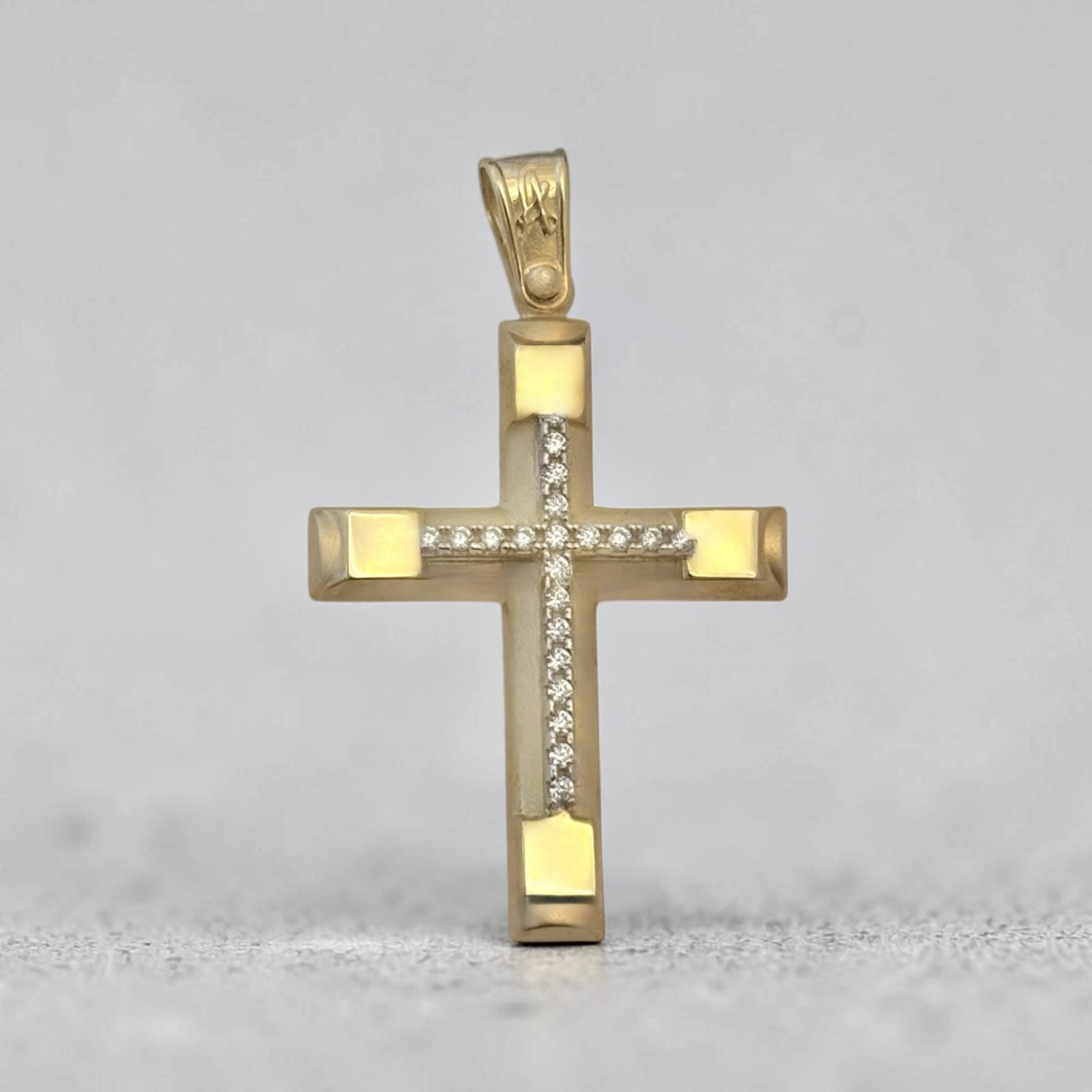 Χρυσός σταυρός βάπτισης για κορίτσι με συνδυασμό ματ και λουστράτης επιφάνειας με πέτρες ζιργκόν , κ14