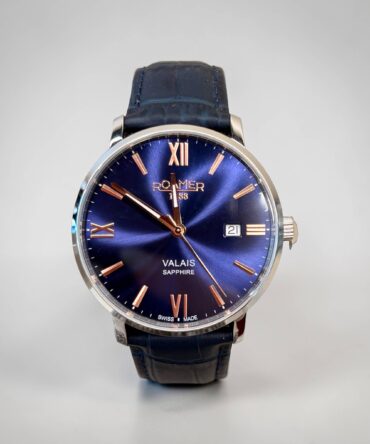 Ανδρικό ρολόι Roamer με μπλε δερμάτινο λουράκι και μπλε καντράν